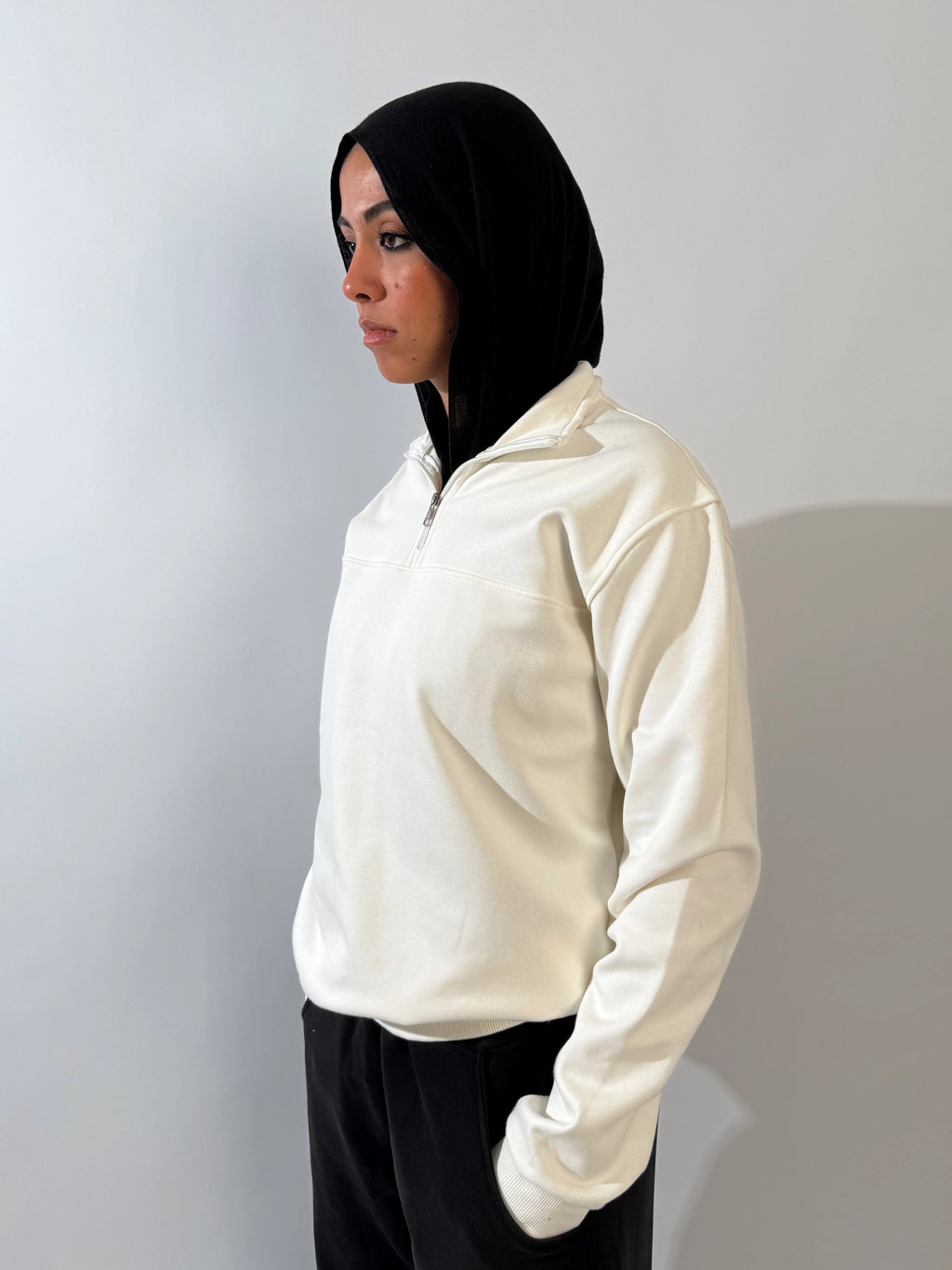 Sweater Half Zipper - White