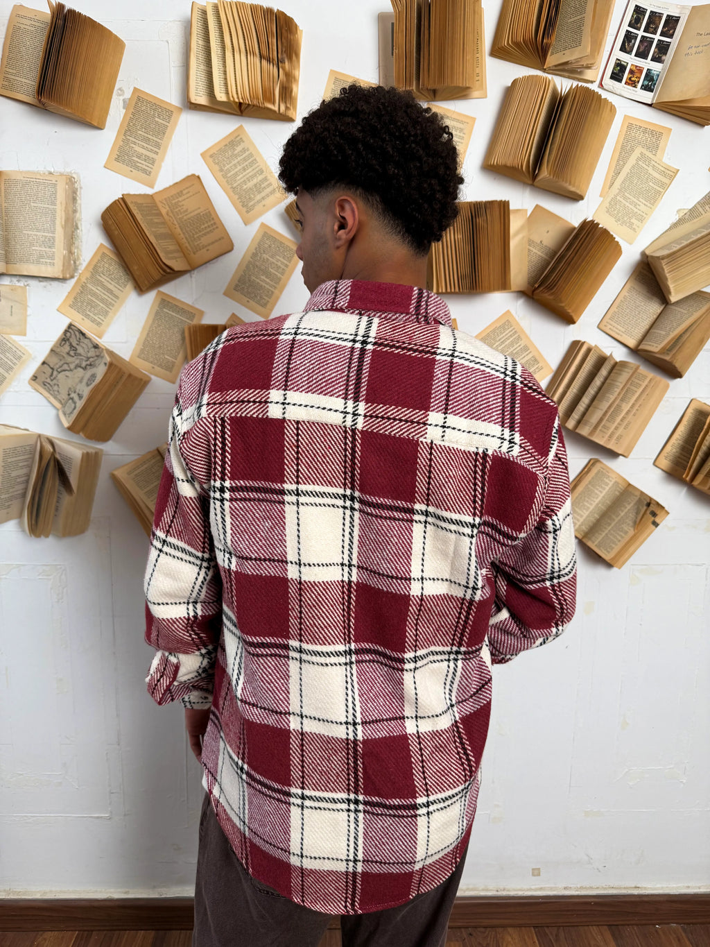 Relaxed Cotton Shirt - White & Red.